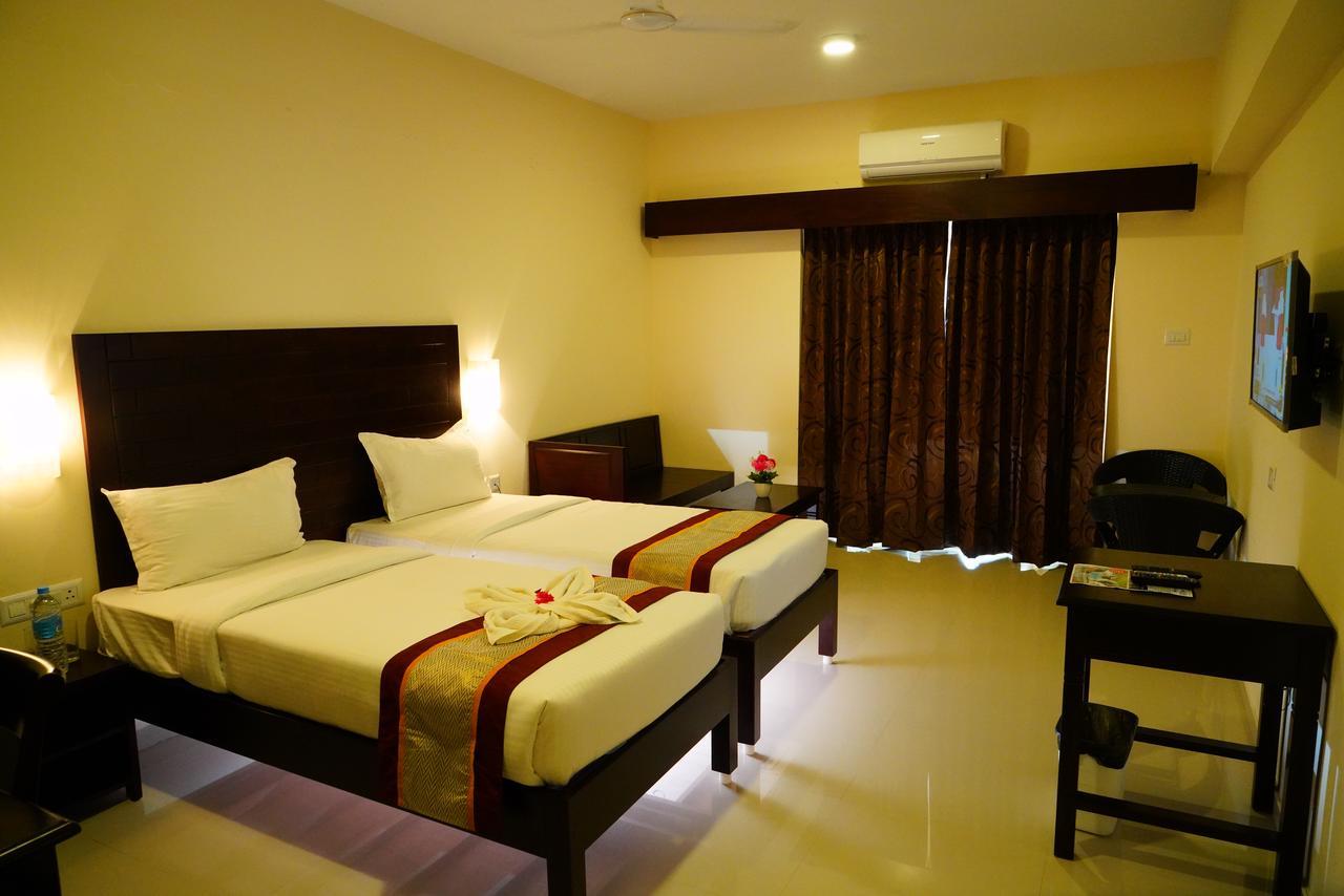 Five Falls Resort Kuttālam Exterior foto