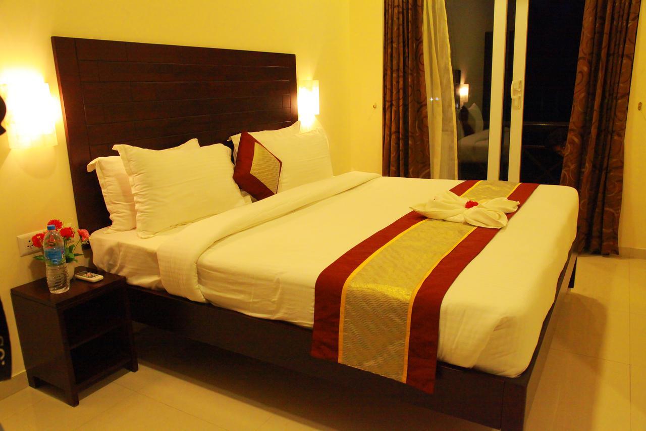 Five Falls Resort Kuttālam Exterior foto